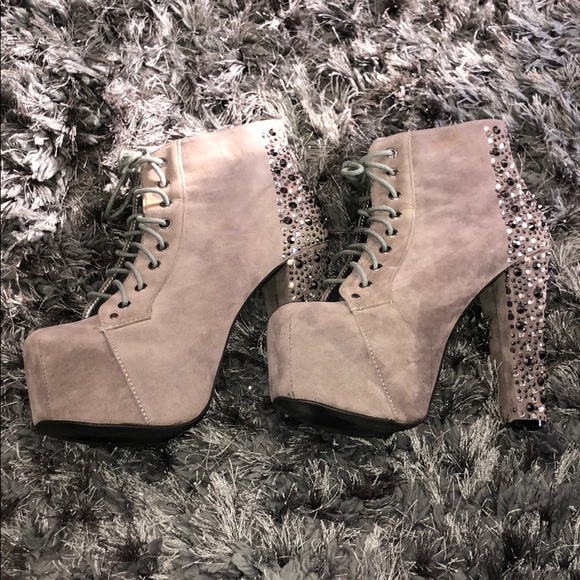 COPY - Grey sparkly booties - Picture 5 of 8